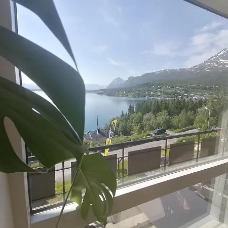 Lodge Magic Mountain - Lyngen