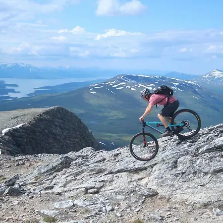 Magic Mountain - Lyngen * Lyngseidet