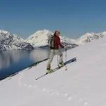 Magic Mountain - Lyngen Lodge