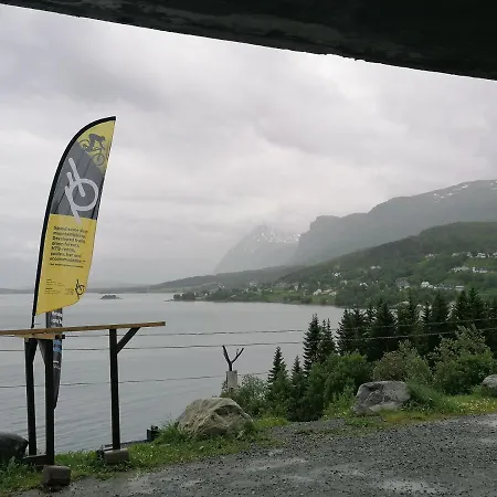 Magic Mountain - Lyngen Lyngseidet