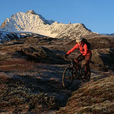 Magic Mountain - Lyngen Lodge Lyngseidet