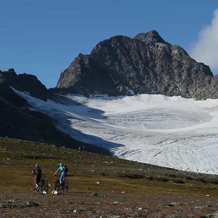 Lodger Magic Mountain - Lyngen Lyngseidet